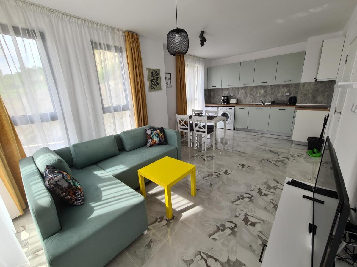 Gold Beach Apart Obzor Exterior photo