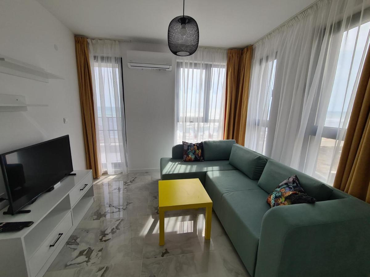 Gold Beach Apart Obzor Exterior photo